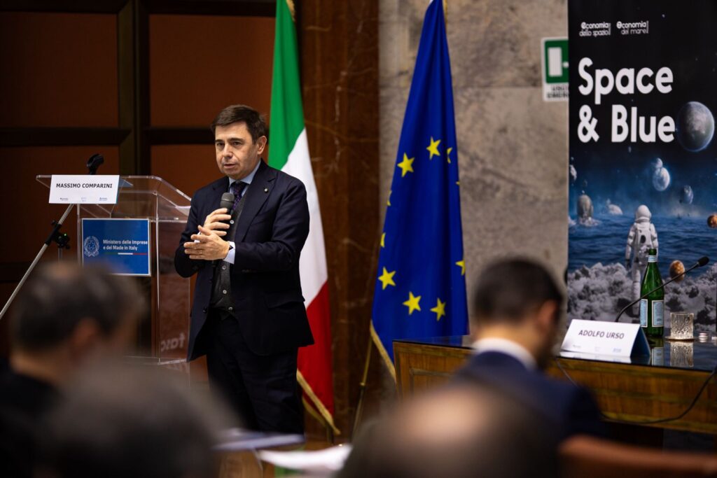 comparini forum space blue