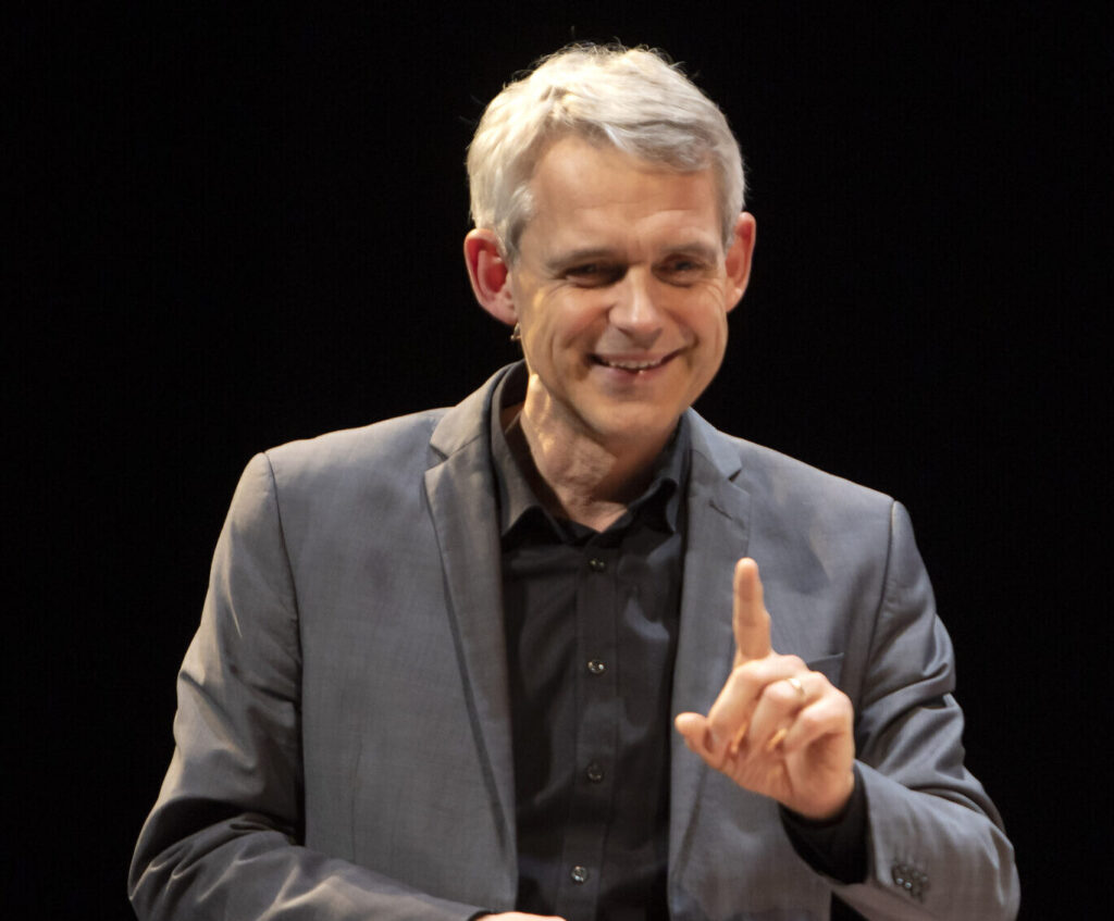 Premi-Balzan-Heino-Falcke- Space -Economy