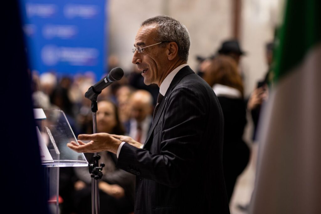 Space& Blue, Valente: "I sistemi spaziali da tempo garantiscono le interconnessioni con il mare" 3 valente presidente asi space blue