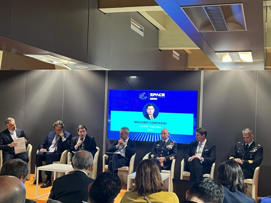 Comparini allo Space Meetings Veneto: "Abbiamo progettato il Gateway lunare. L'80% lo sta costruendo l'Italia" 2 comparini space mettings veneto