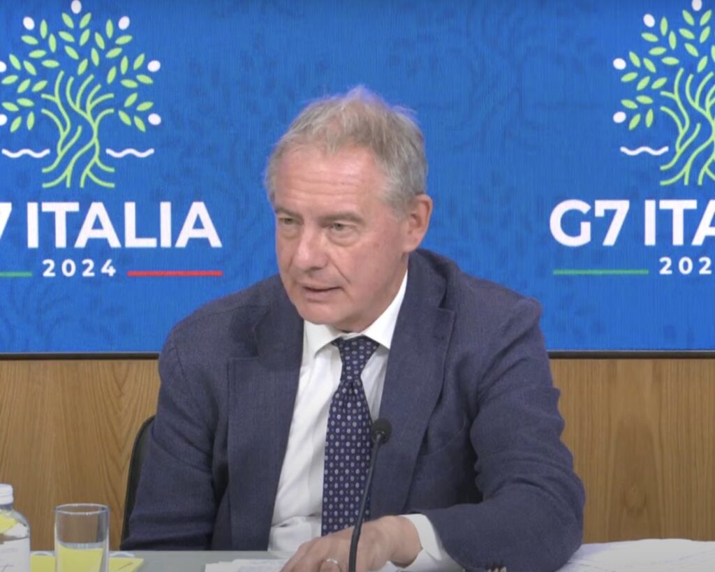 Urso - Legge sullo Spazio approvata oggi in Consiglio dei Ministri: “Una legge necessaria” 3 urso economia dello spazio