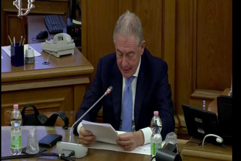 Urso interviene in Commissione Attività produttive, nell’ambito dell’esame del disegno di legge recante Disposizioni in materia di economia dello spazio 2 urso commissione