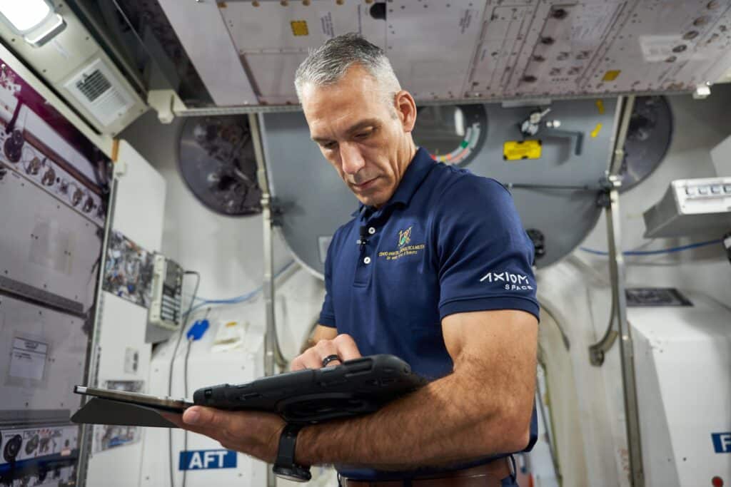 ax3 axiom routineopssim1 20230907 0434 7